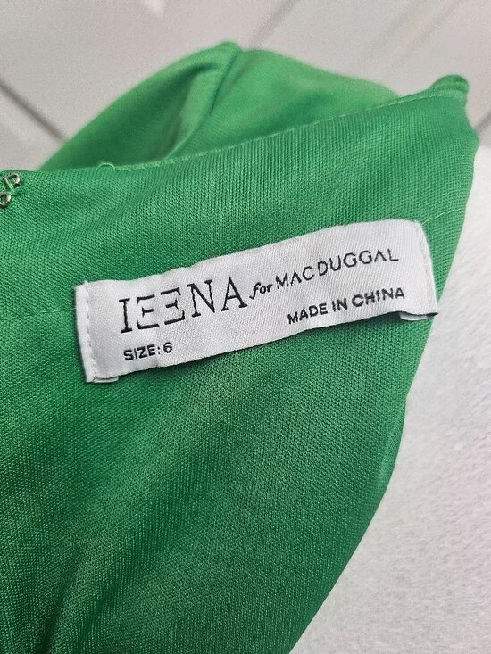 Green A-line Midi Dress with Flounce Sleeves - Picture 4 of 6